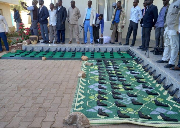 جهاز المخابرات العامة بشمال كردفان يضبط عدد كبير من الطبنجة