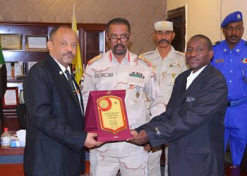 الدعم السريع تدعم طلاب الداخليات بجنوب دارفور