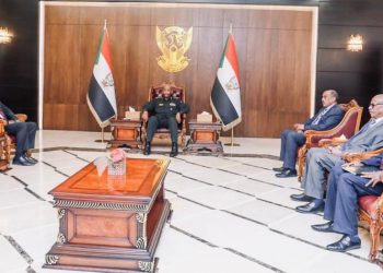 البرهان يوجه بتعزيز علاقات السودان الخارجية
