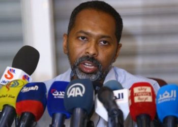 خالد يوسف: “تحاول جهات داخلية وخارجية تخريب مسار العملية السياسية”