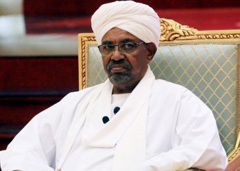 توصيات بصلاحيات قانونية واسعة لتفكيك نظام البشير بالكامل