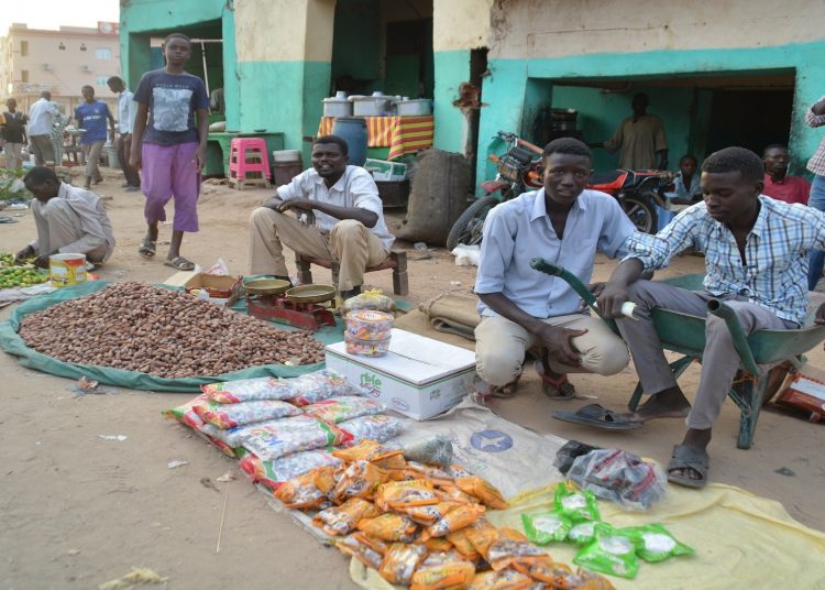 تجار اسوق الخرطوم: “سلع رمضان متوفرة والشراءضعيف”