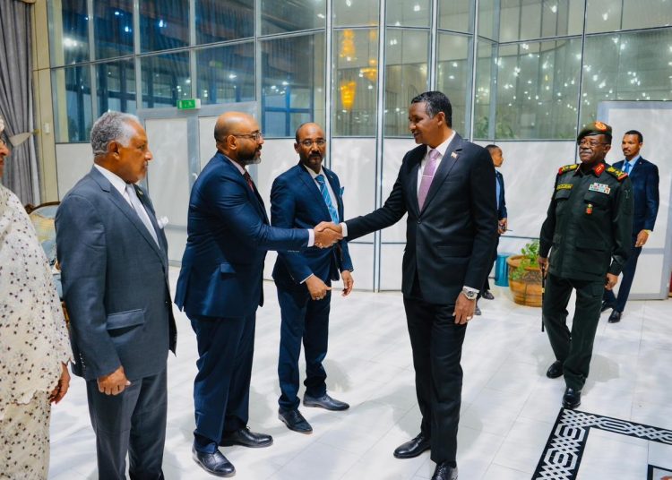 دقلو يتوجه إلى جمهورية غينيا بيساو