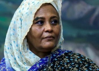 مريم الصادق : “ندرس مقترح إنشاء حكومة مدنية”