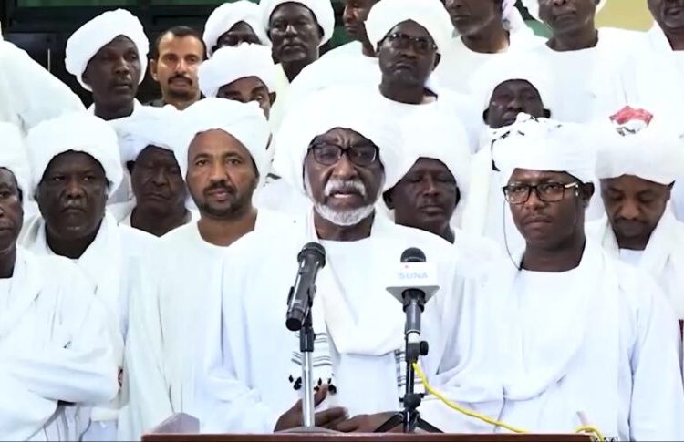 ناظر الرزيقات يعارض حملات التجنيد والتجييش للشباب في دارفور