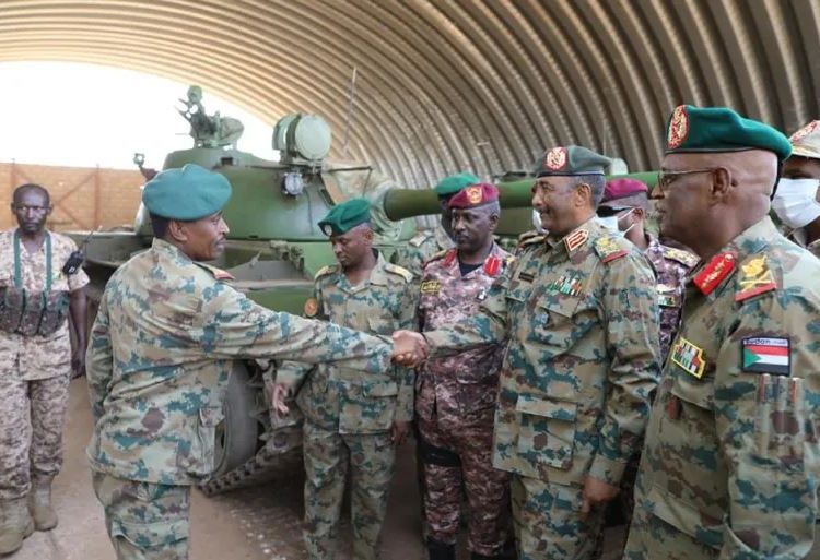 مواجهة بين البرهان وحميدتي