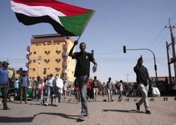 الإدارات الأهلية: “مستمرّون في إغلاق الخرطوم”