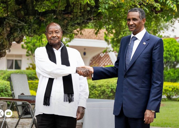 مسعى أفريقي لجمع البرهان و"حميدتي" على طاولة الحوار